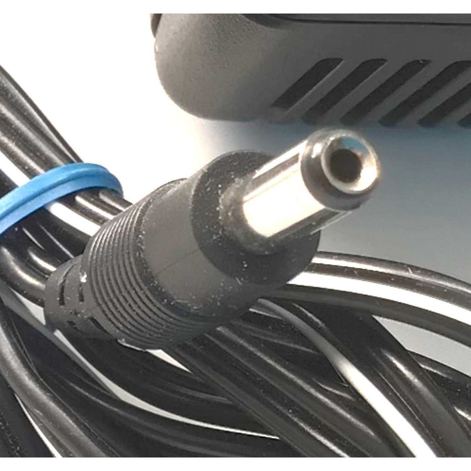 CARGADOR / ADAPTADOR DE FUENTE DE ALIMENTACION AC/DC / NUMERO DE PARTE LG090120 / ENTRADA VCA 120V 60HZ 20W / SALIDA VCD 9V 1200MA / E243504 / MODELO LG090120 - Imagen 2